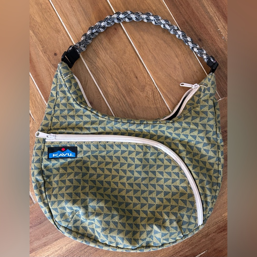 Kavu Green Geometric Hobo Satchel with Black & White Braided Strap